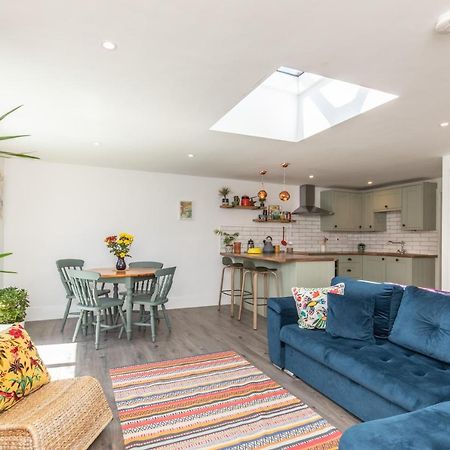 Beach, Hills, Food, Scenic Walks-The Kelp House. Peacehaven Exterior foto